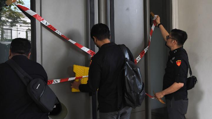 Rumah Pengusaha Riza Chalid Digeledah Kejagung