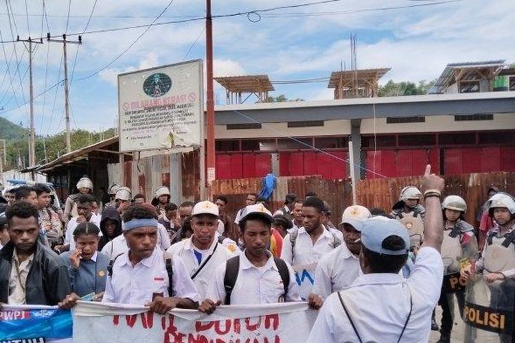 KNPB Diduga Tunggangi Demo Tolak MBG di Papua