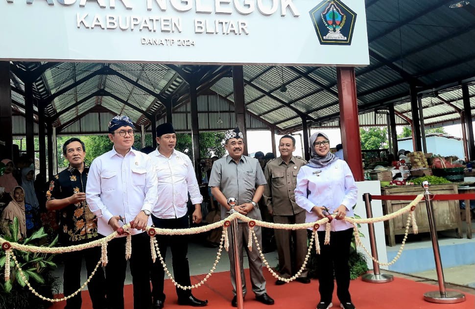 Usung Konsep Kuliner, Pasar Nglegok Senilai 2.7M Diresmikan Menteri Perdagangan RI dan Bupati Blitar