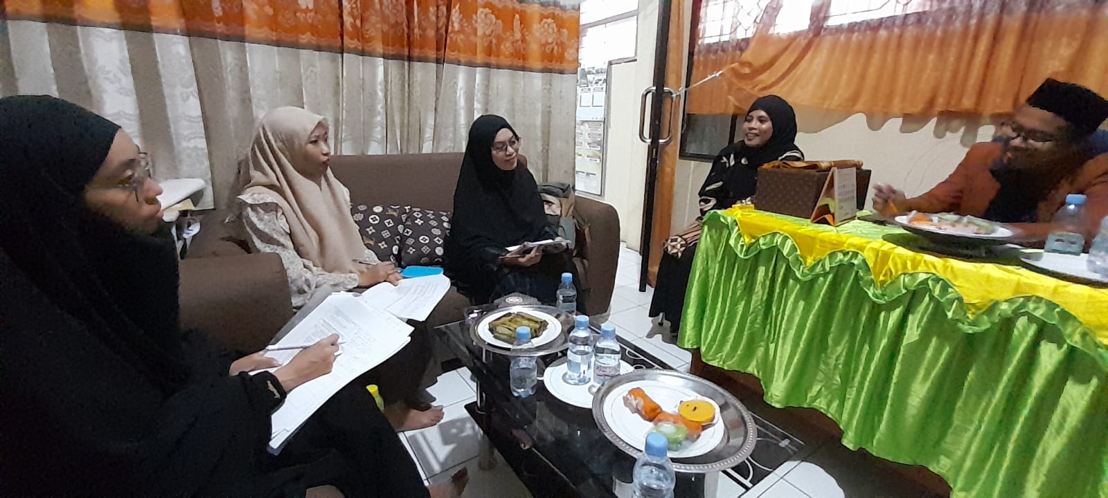 LemINA Jajaki Bikin Program Literasi di SD Negeri Borong, Makassar