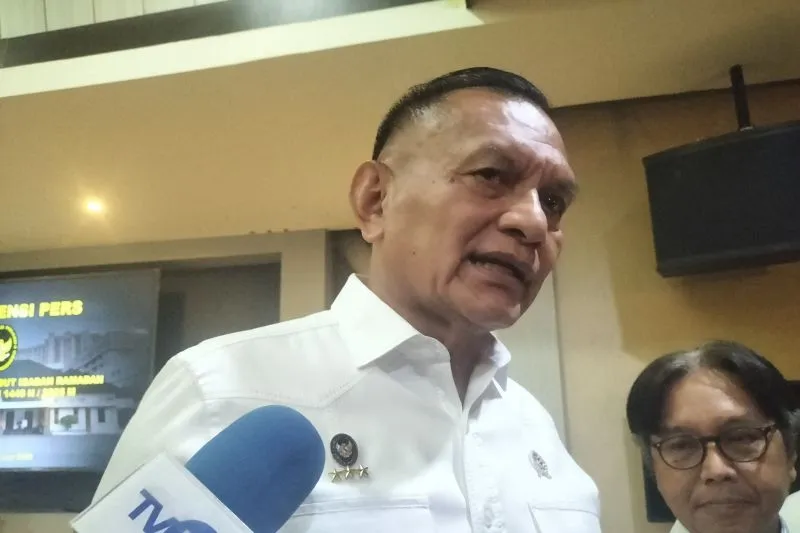 Lodewijk Sebut Penempatan Perwira TNI Aktif di Jabatan Sipil Sudah Sesuai Regulasi