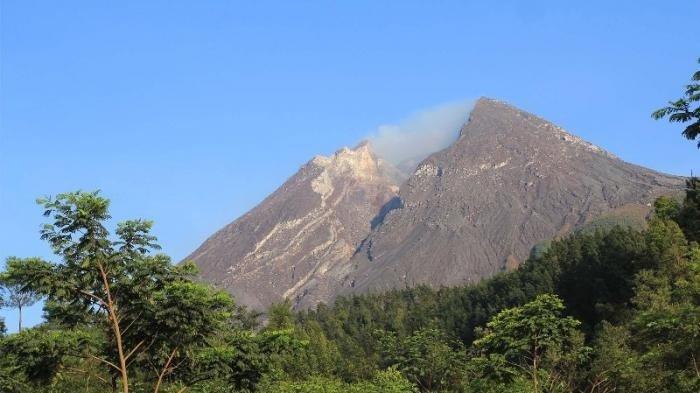 Status Gunung Merapi Akan Dinaikkan Jadi Siaga