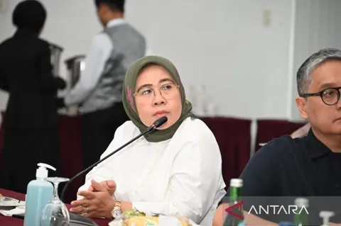 Dewan Minta Kemenpar Evaluasi Industri Pariwisata di Bali secara Menyeluruh