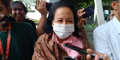 Eks Menteri BUMN Rini Soemarno Diperiksa KPK
