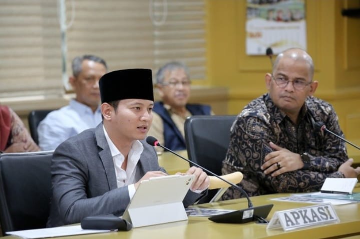 Apkasi Bahas Revisi UU Pemda dengan Komite I DPD RI: Upaya Memperkuat Otonomi Daerah