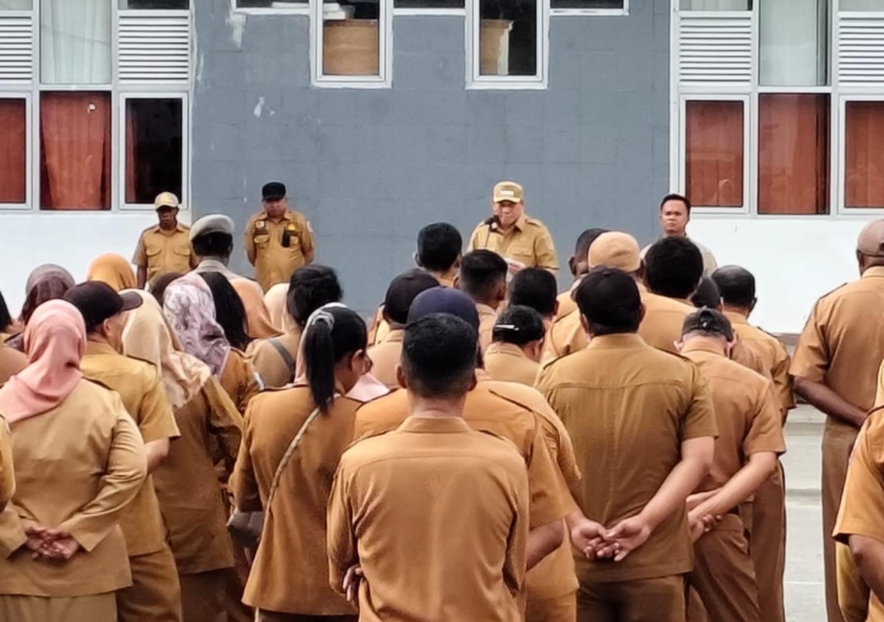 Samaun Dahlan Minta OPD segera Terjemahkan 32 Program Unggulan Fakfak Membara