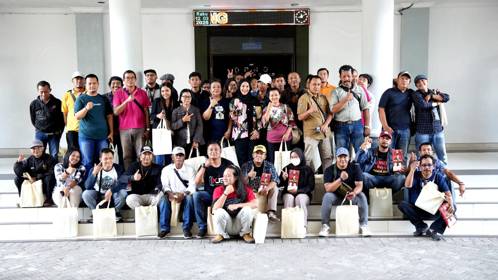 Indah, Kebersamaan Awak Media Dengan Partai Gerindra