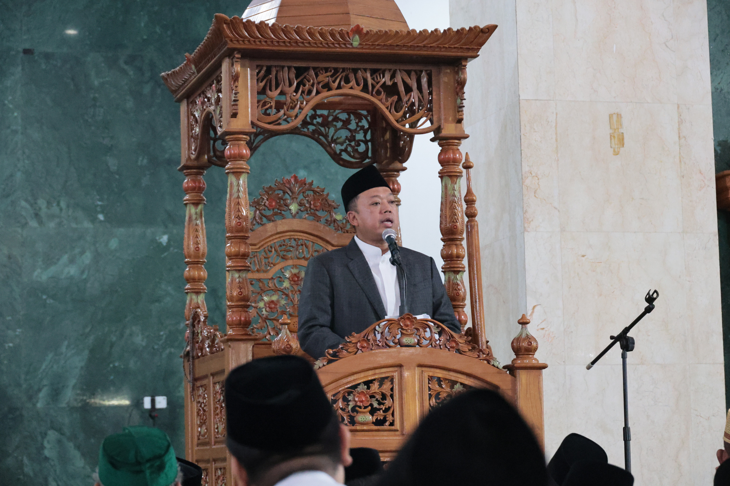 Jadi Khatib Salat Idul Fitri 1446H, Nusron Wahid Bahas Tiga Pesan Usai Ramadan