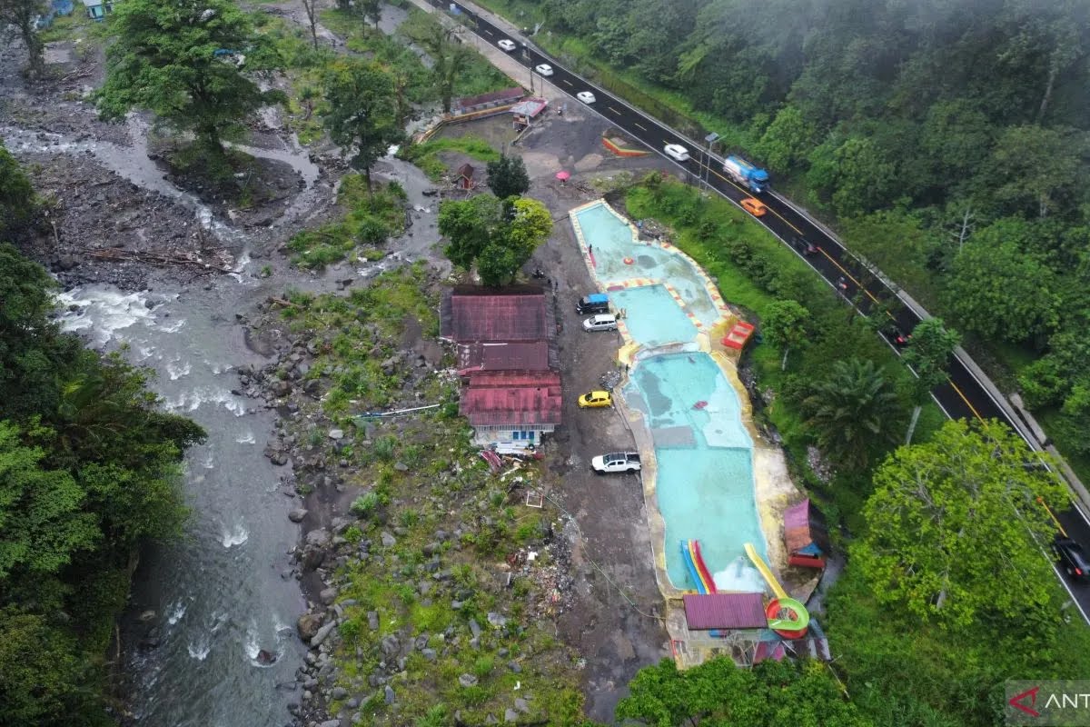 Wisata Pemandian di Sungai Batang Anai Dinyakan Ilegal