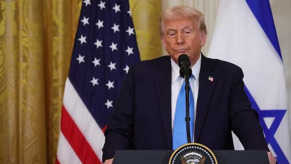 Trump Keluarkan Jurus Baru Hadapi China