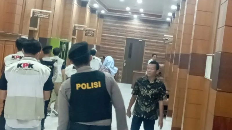 KPK Geledah 21 Lokasi dalam Penyidikan Kasus Korupsi di OKU