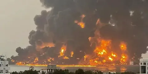 Pasukan Houthi Klaim Telah Lancarkan Serangan ke Kapal Induk AS di Laut Merah