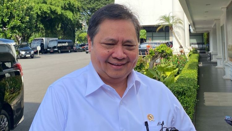 Bursa Saham Anjlok, Airlangga Langsung Bergegas ke Istana