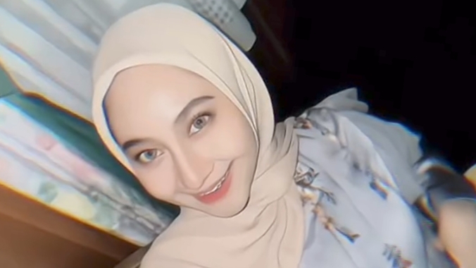 Habis Bu Guru Salsa Terbitlah Bidan Rita