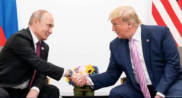 Trump dan Putin Sepakat Akhiri Perang Rusia di Ukraina