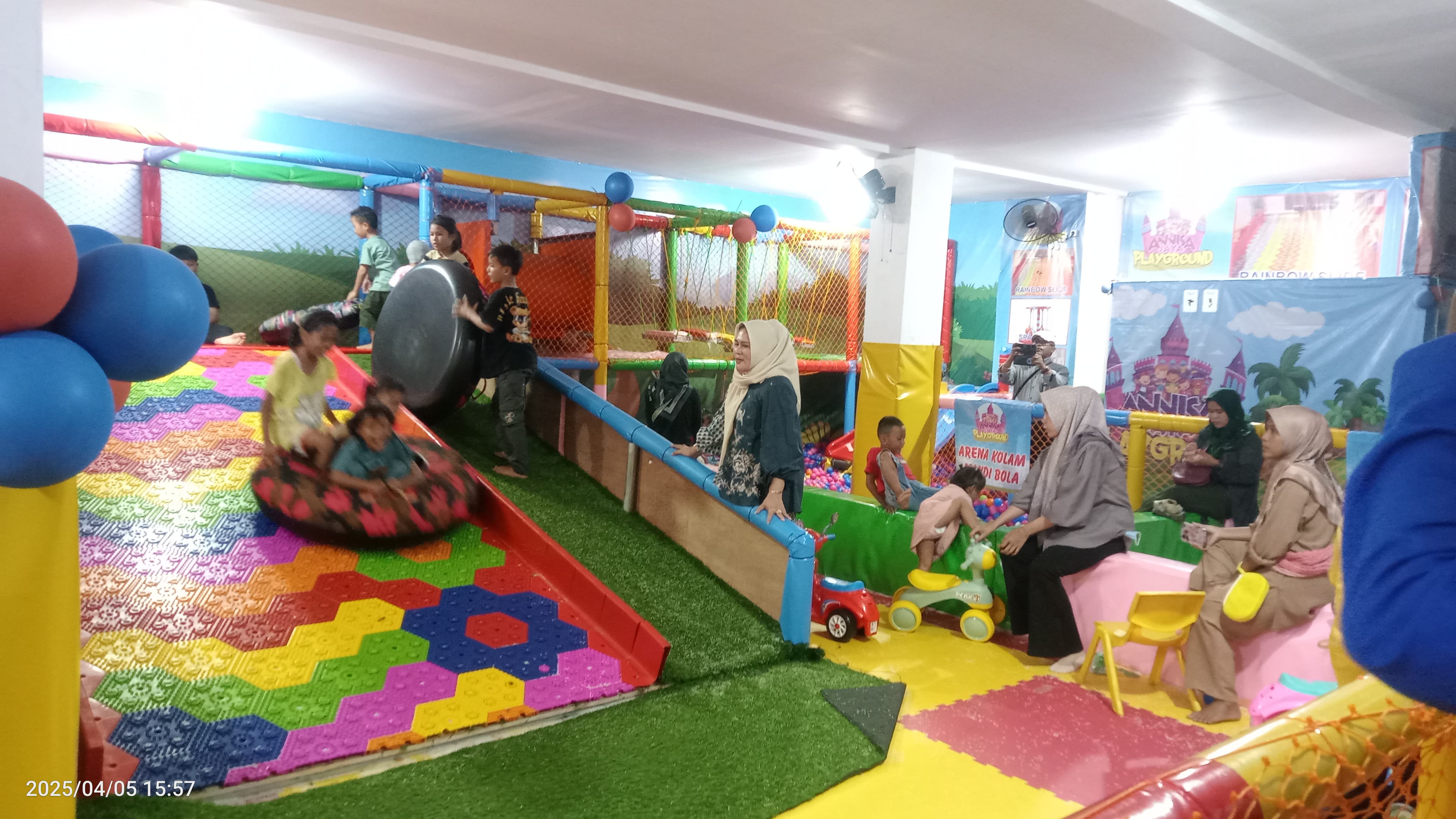 Liburan hari raya Idul Fitri Playground Annisa Jaya Desa Cibetok Cocok Ceriakan Anggota Keluarga Tercinta