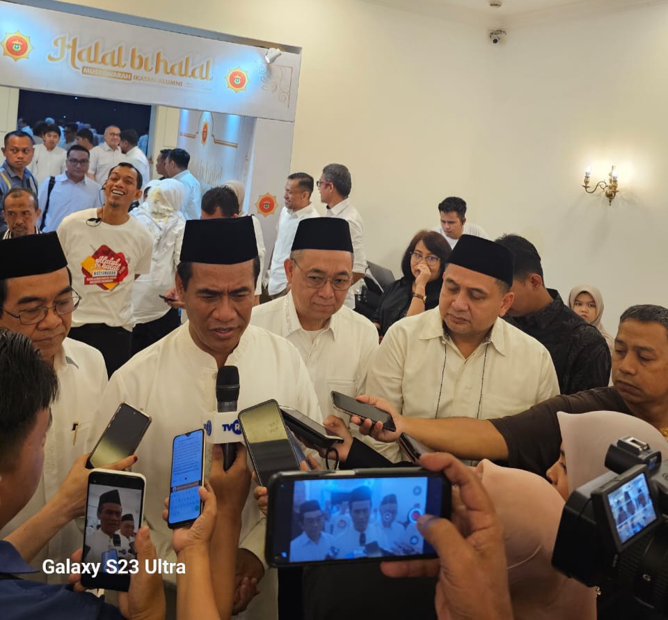 Andi Amran Sulaiman : Tumpuan Negara Ini Ada pada Fakultas Hukum