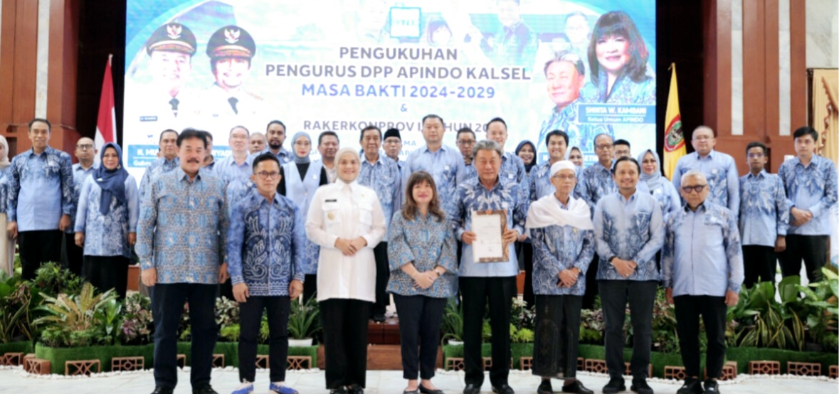 Ketua Umum Shinta W Kamdani Kukuhkan Kepengurusan DPP Apindo Kalsel Masa Bakti 2024-2029