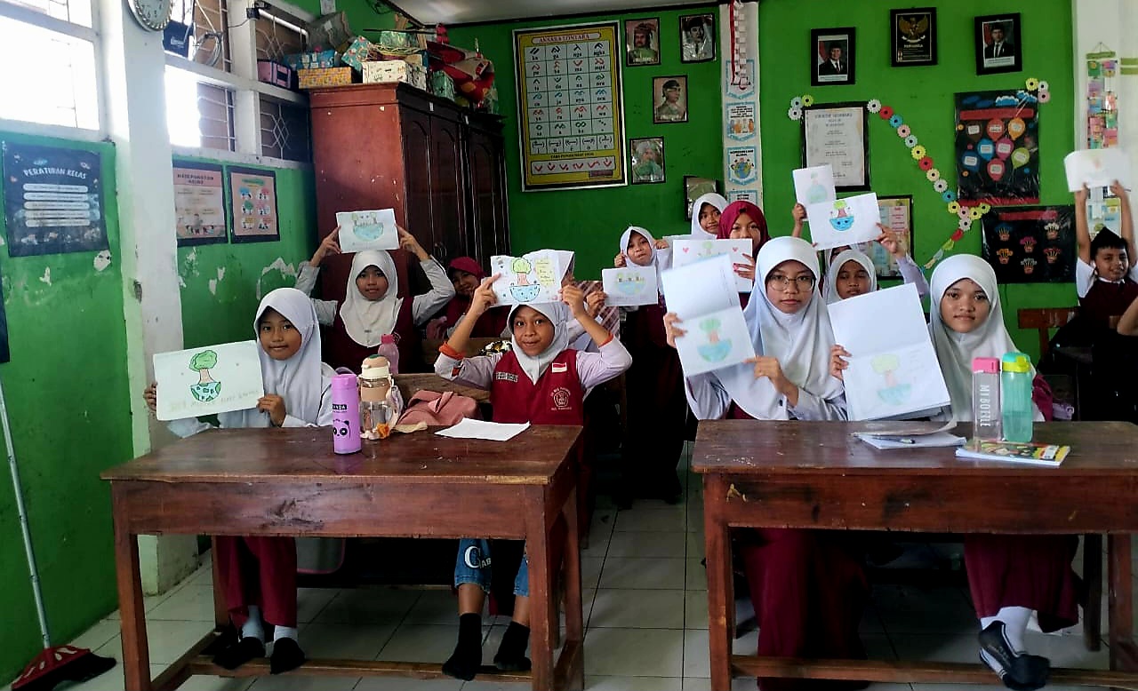 Hari Bumi di SD Negeri Parinring Makassar