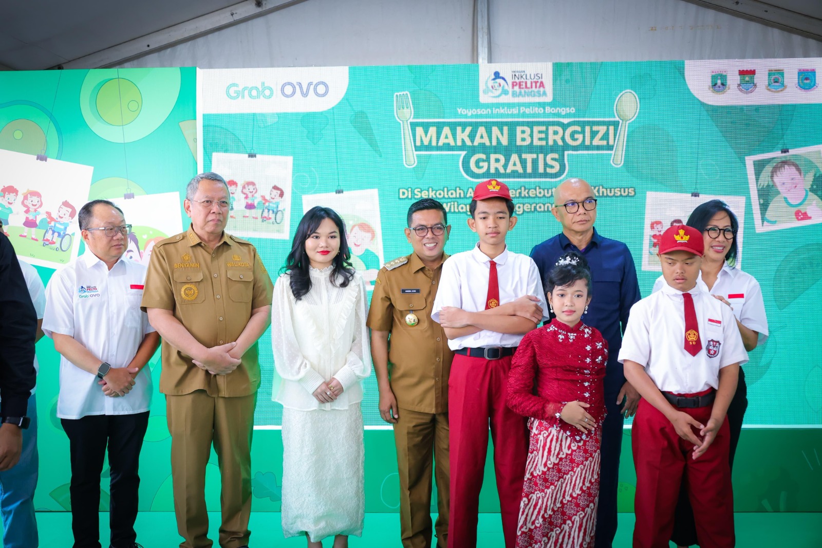 Gubernur Andra dan Benyamin Kompak Dampingi Kejaksaan Agung Tinjau MBG Tangsel