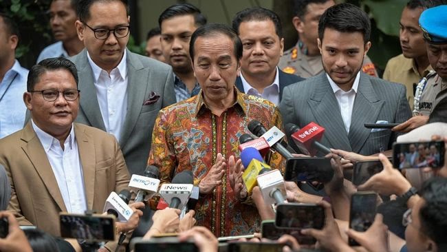 Turun Gunung, Datangi Polda Metro Jaya Jokowi Laporkan Sejumlah Pihak Soal Ijazah