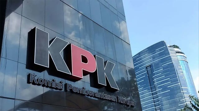 Diperiksa Sebagai Saksi Kasus Korupsi Pemberian Fasilitas, Dua Mantan Direktur LPEI Memilih Bungkam