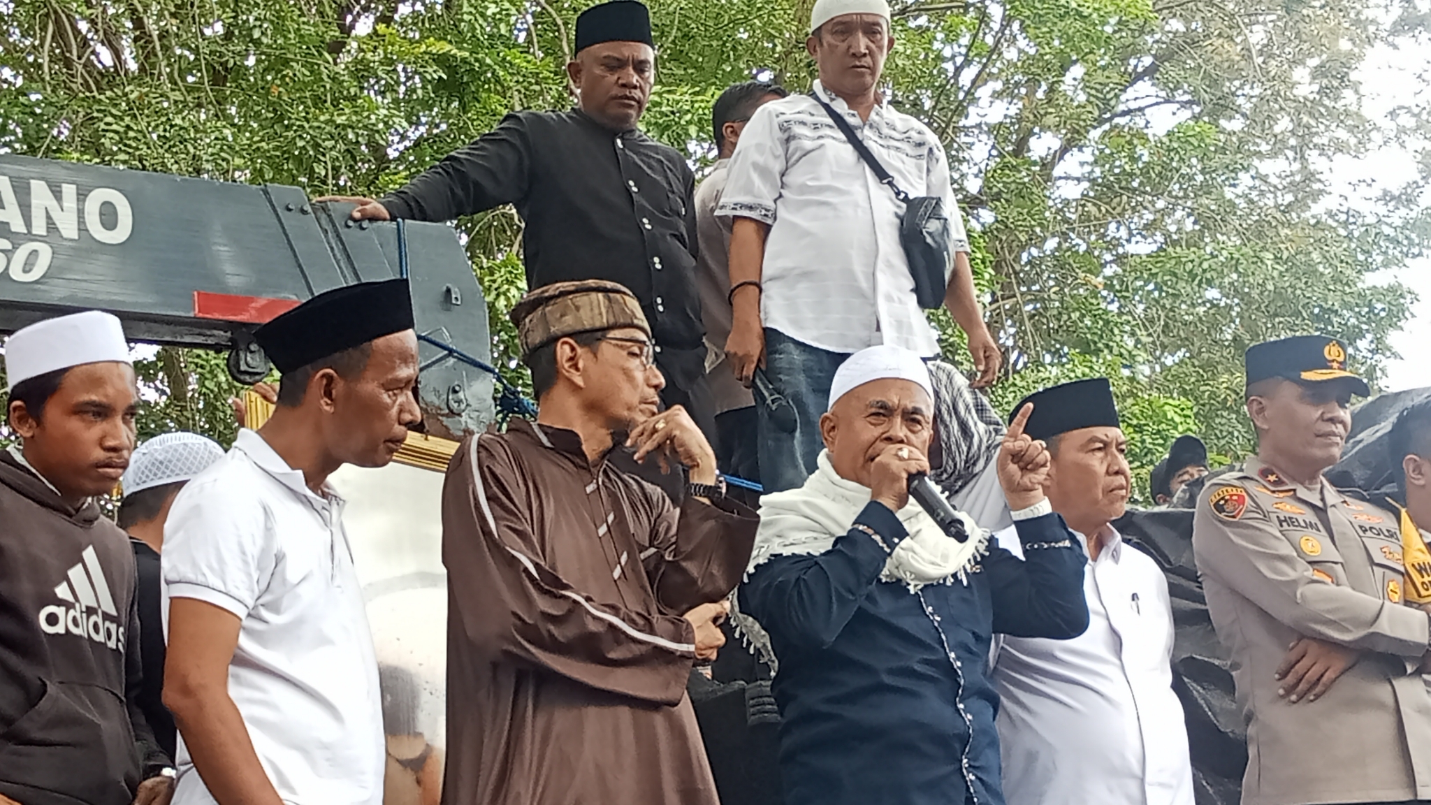 Ribuan Warga Alkhairaat Desak Penegak Hukum Penjarakan Fuad Riady
