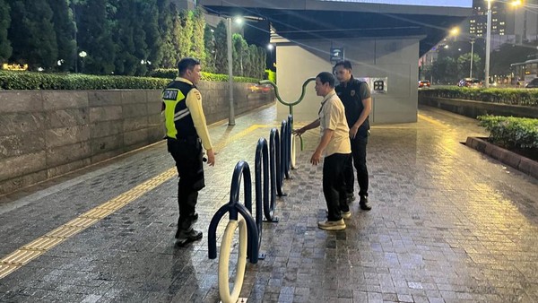 Miris, Sepeda di Stasiun MRT Setiabudi Astra Dicuri