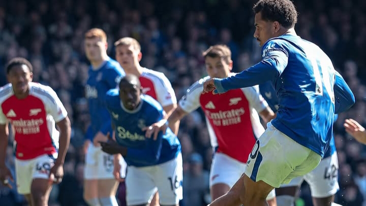 Hasil Everton vs Arsenal Kian Perbesar Peluang Juara Liverpool