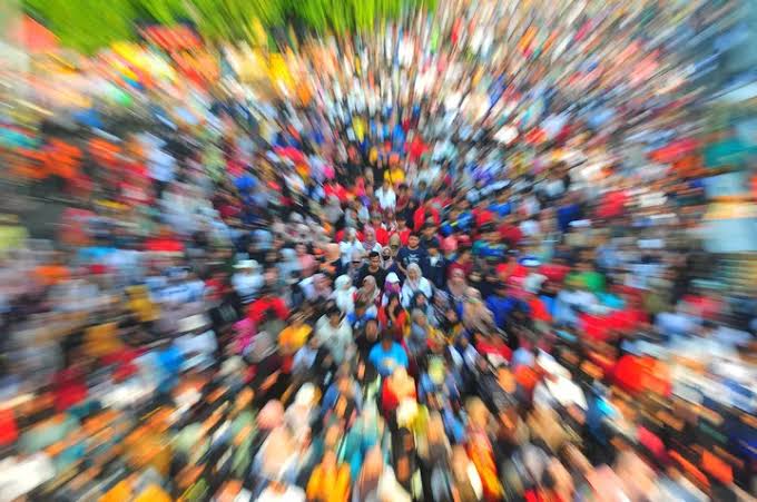Puluhan Ribu Kaum Buruh Bertolak Menuju Monas