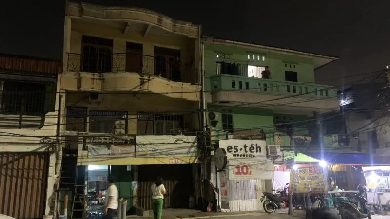 Penghuni Rumah Larikan Diri Setelah Disinggahi Tahanan Kabur