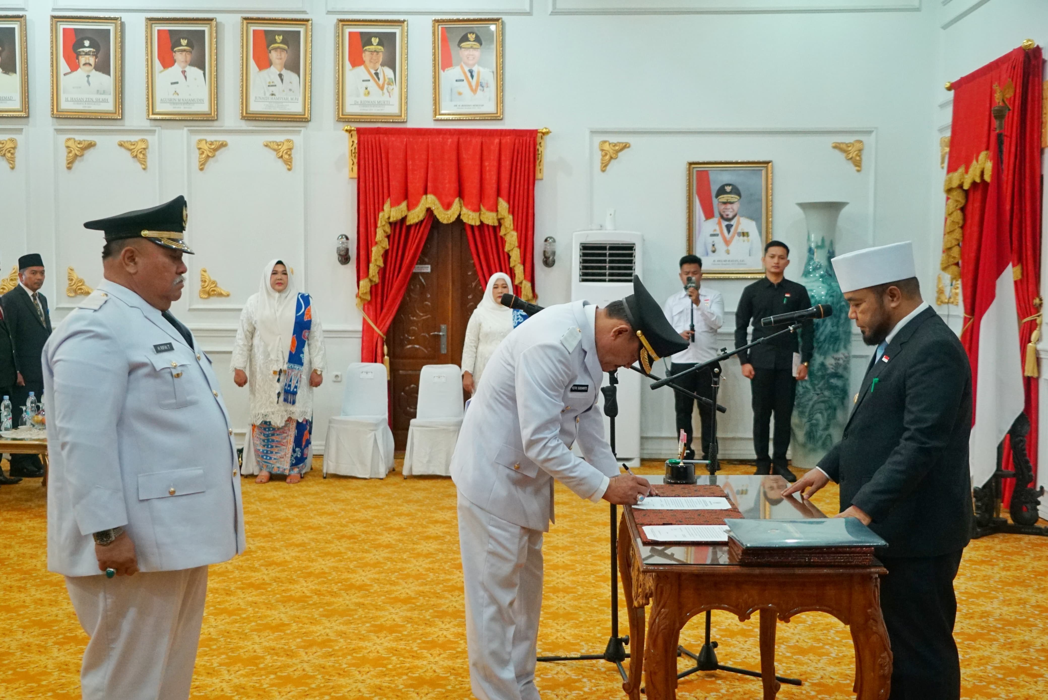 Lantik Bupati dan Wakil Bupati Bengkulu Selatan, Gubernur Ajak Semua Pihak Bangun Bumi Merah Putih