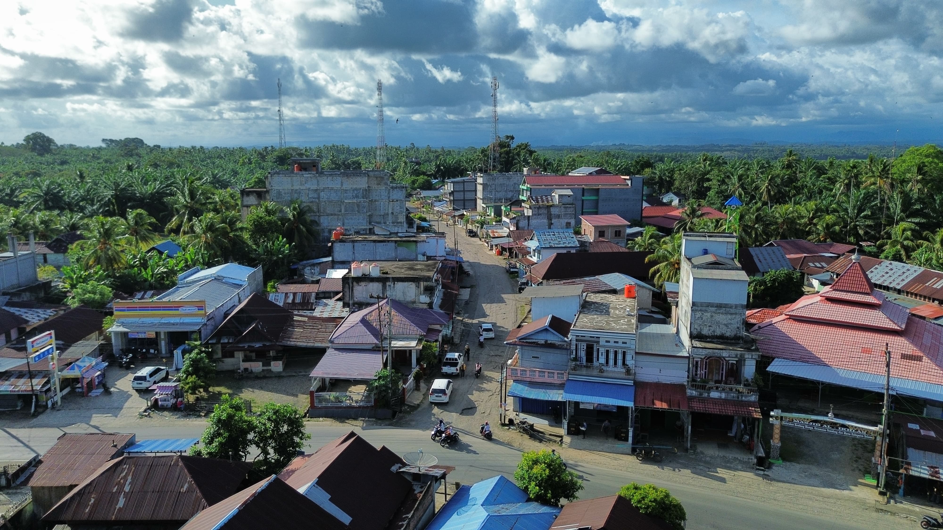 Helmi Hasan Wujudkan Penantian Panjang akan Jalan Mulus di Bengkulu