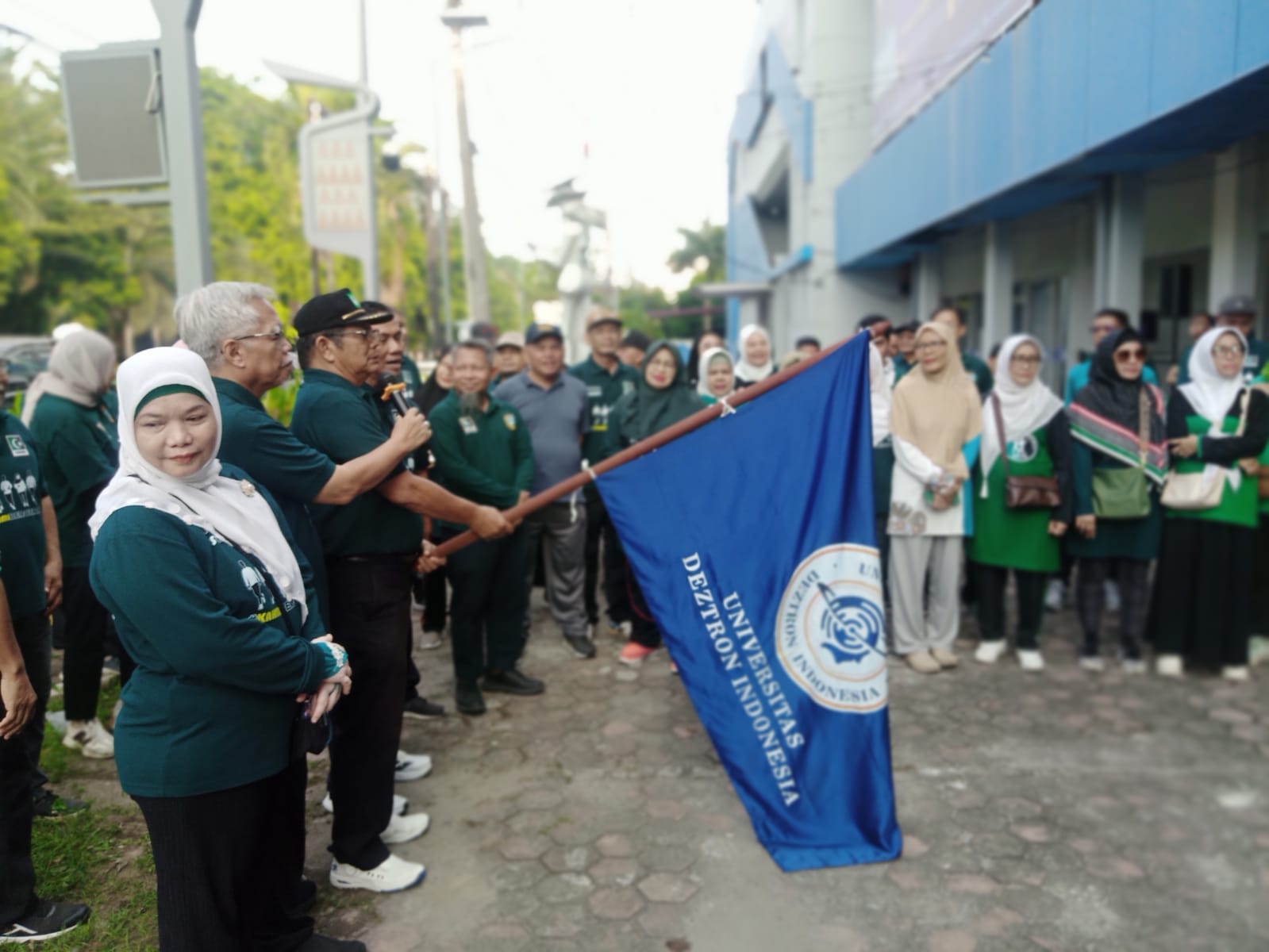 MW KAHMI Sumut, Universitas Deztron Indonesia dan IMO-Indonesia Gelorakan Semangat Jalan Sehat