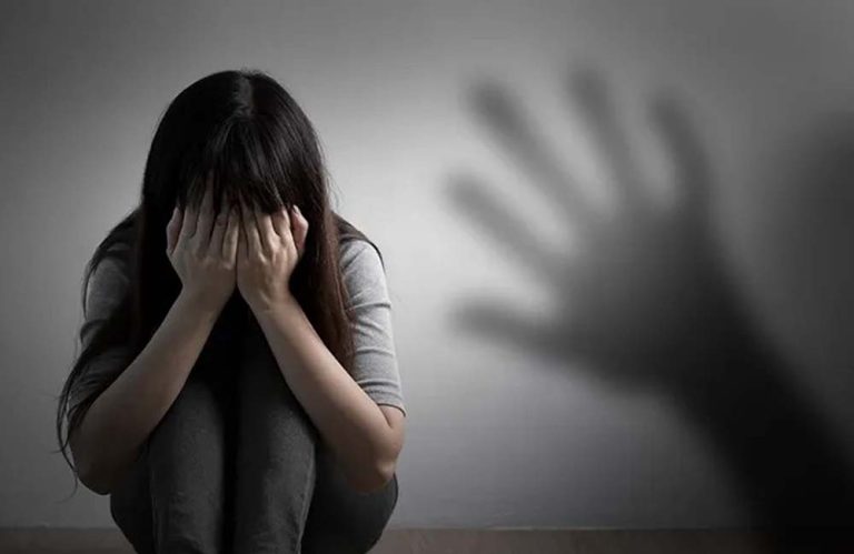 Putri Terluka, Ibu Berjuang: Kisah Elly yang Tak Akan Diam Melawan Ketidakadilan