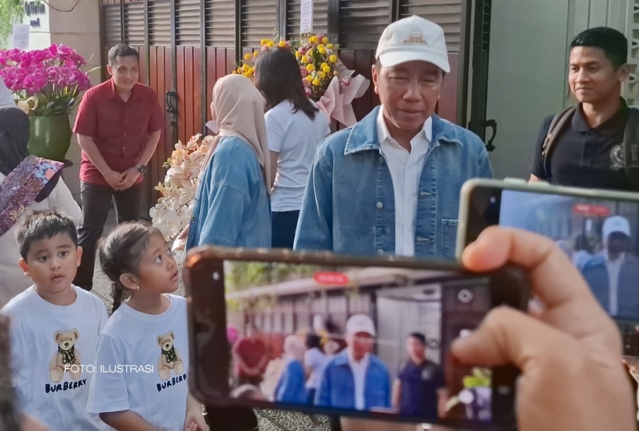 Jokowi Bantah Dirinya Sakit Parah