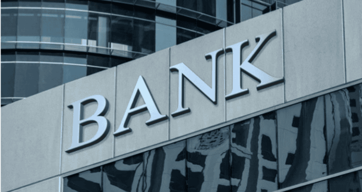 Imbas Penutupan Kantor Cabang, Sektor Perbankan Terancam PHK Massal