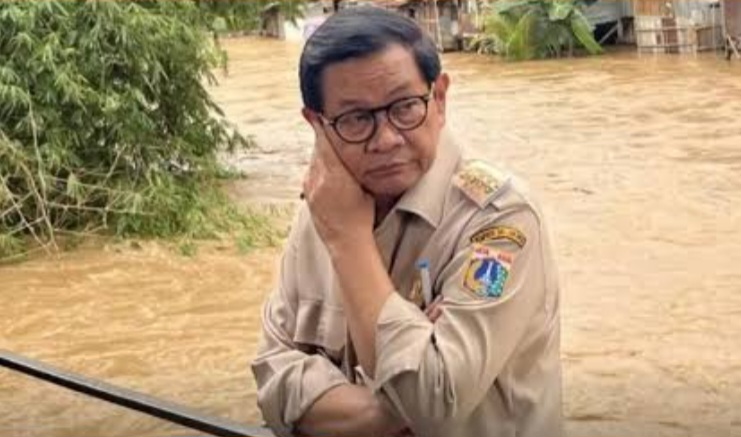 Pramono Sebut Banjir Tidak Bisa Dilawan