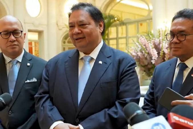 Trump Tunda Kebijakan Tarif Impor 32 Persen untuk Indonesia