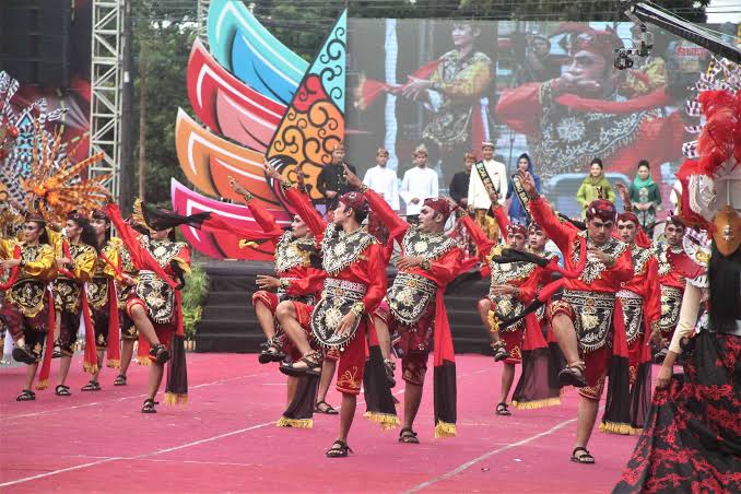 4th Ben Carnival 2025 Persembahan Parade Budaya Nusantara Dari Kota Blitar untuk Indonesia