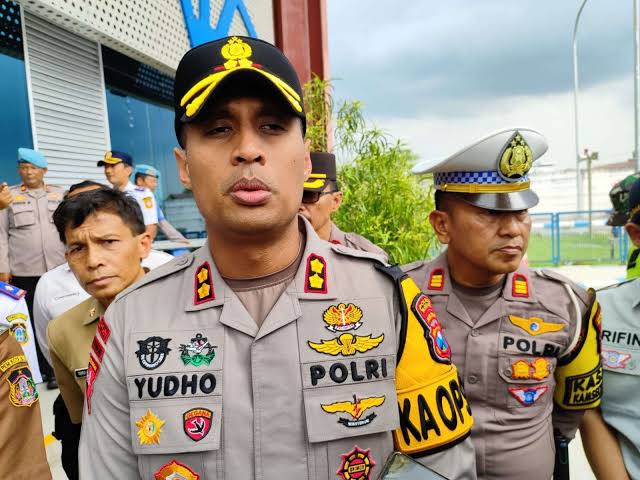Mencekam! Aksi Kerusuhan di Kota Blitar Berhasil Digagalkan "100 Orang Dilumpuhkan"