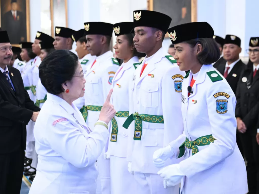 Sebanyak 76 Pelajar Dikukuhkan sebagai Paskibraka