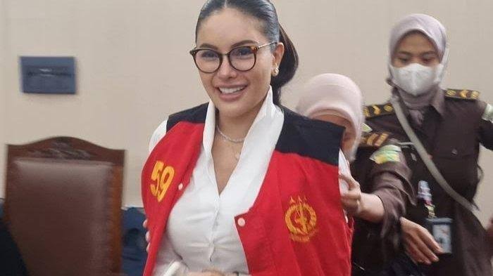 Nikita Mirzani Mengaku Kecewa Soal Pembocoran Rekening Pribadi