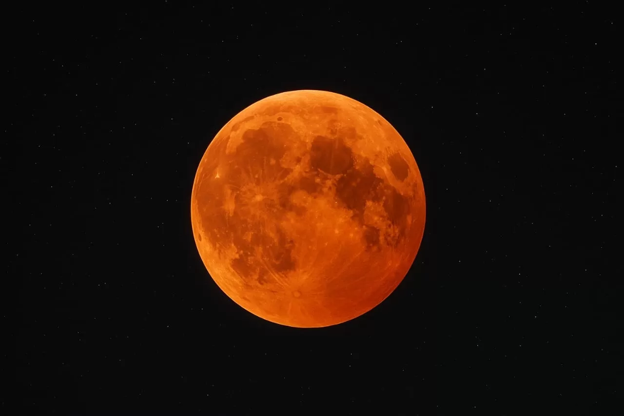 Malam Ini! Fenomena Blood Moon Bakal terjadi di Langit Indonesia
