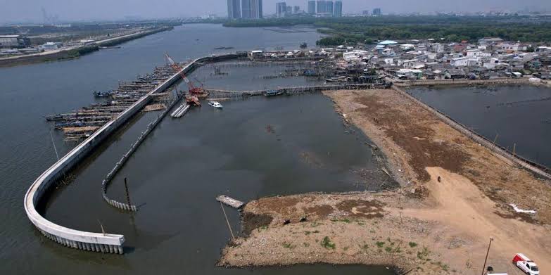 Pemerintah Tawarkan Proyek Giant Sea Wall ke China hingga Eropa