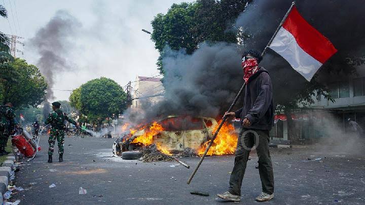 Demo Sepekan, 10 Orang Tewas dan 3.337 Lainnya Ditangkap