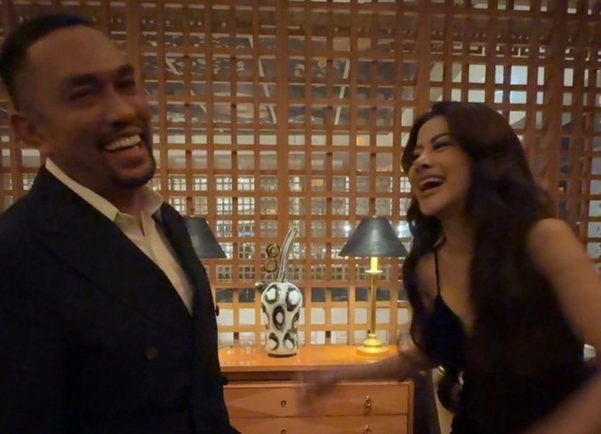 Dicap Kelewat Mesra, Arilia Kurniati Klarifikasi Fotonya dengan Ahmad Sahroni