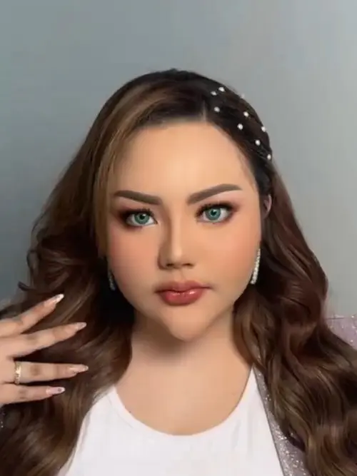 Selebgram Lisa Mariana Jadi Tersangka