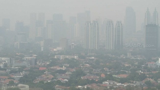 Kasus ISPA dan COVID di Jakarta Meningkat