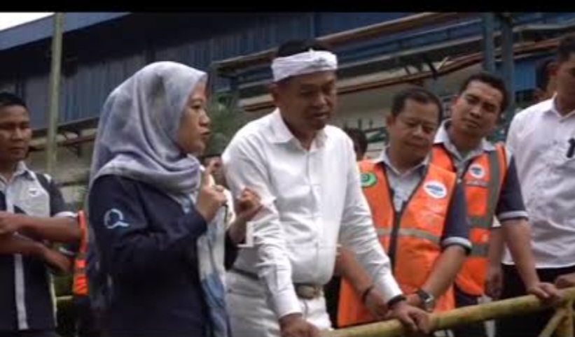 Gubernur KDM Sidak Pabrik Aqua di Subang, Kaget Ternyata Bukan dari Mata Air